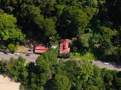 Turnkey Beachfront Investment: Restaurant + Home | Surfpoint, Cocles &ndash; Puerto Viejo