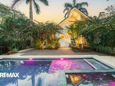 Esterillos Oeste Luxury Villa | Private Pool, Modern Design, and Pura Vida Living