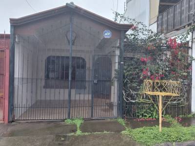 HOUSE FOR SALE IN IP&Iacute;S DE GUADALUPE – ONE FLOOR
